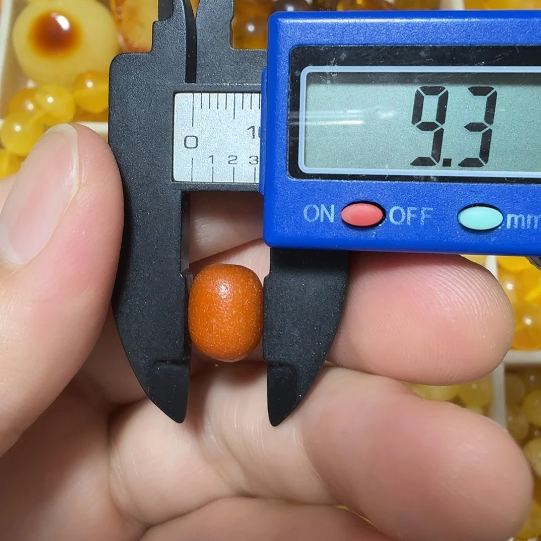 琥珀未镶嵌裸石成品