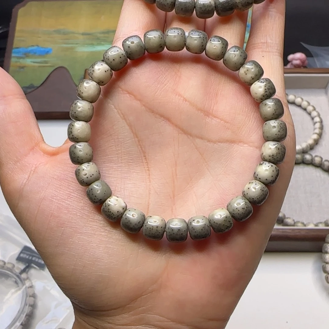 星月菩提手串石玉冰糖底关川大留白细星8×7