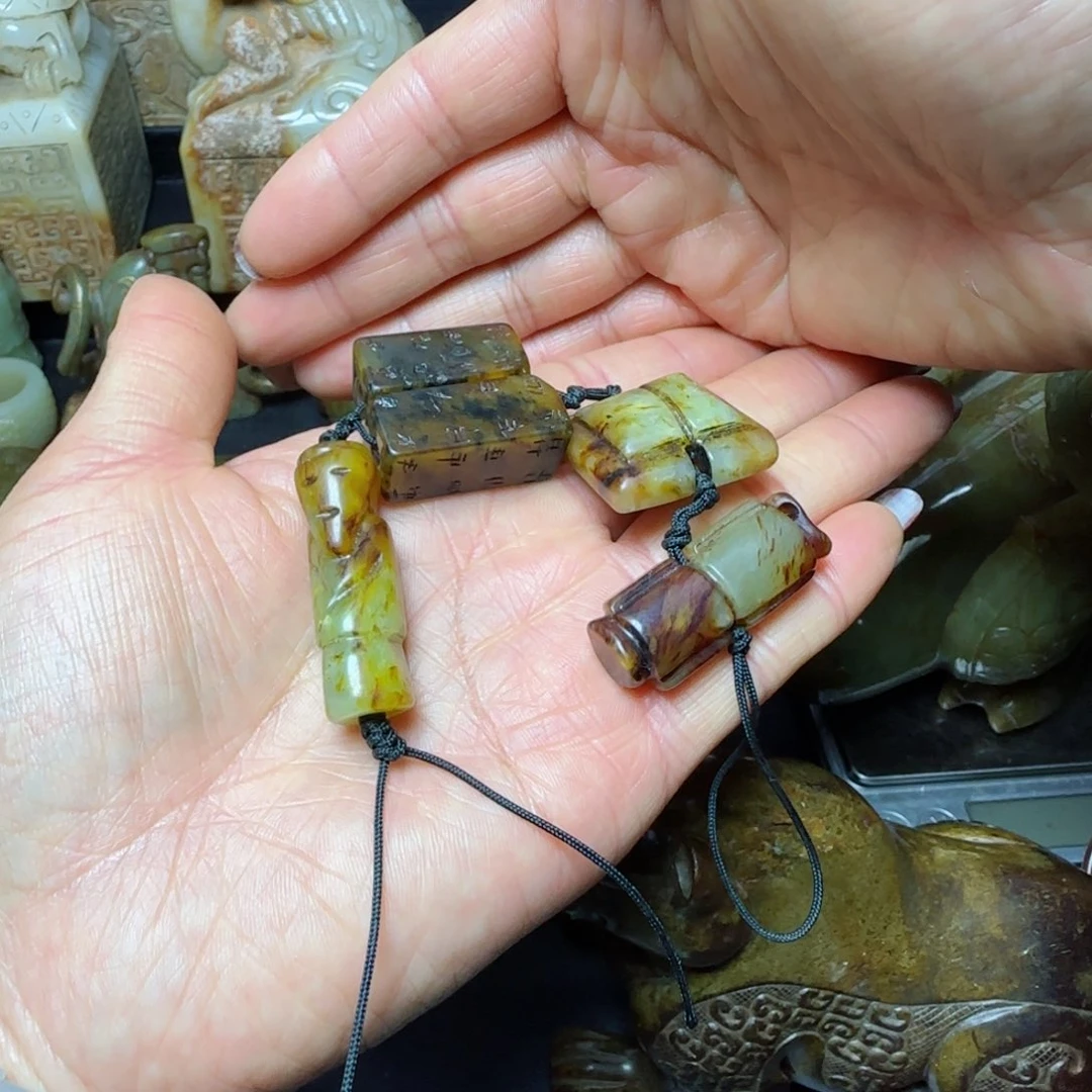 和田玉挂件未镶嵌孙*举