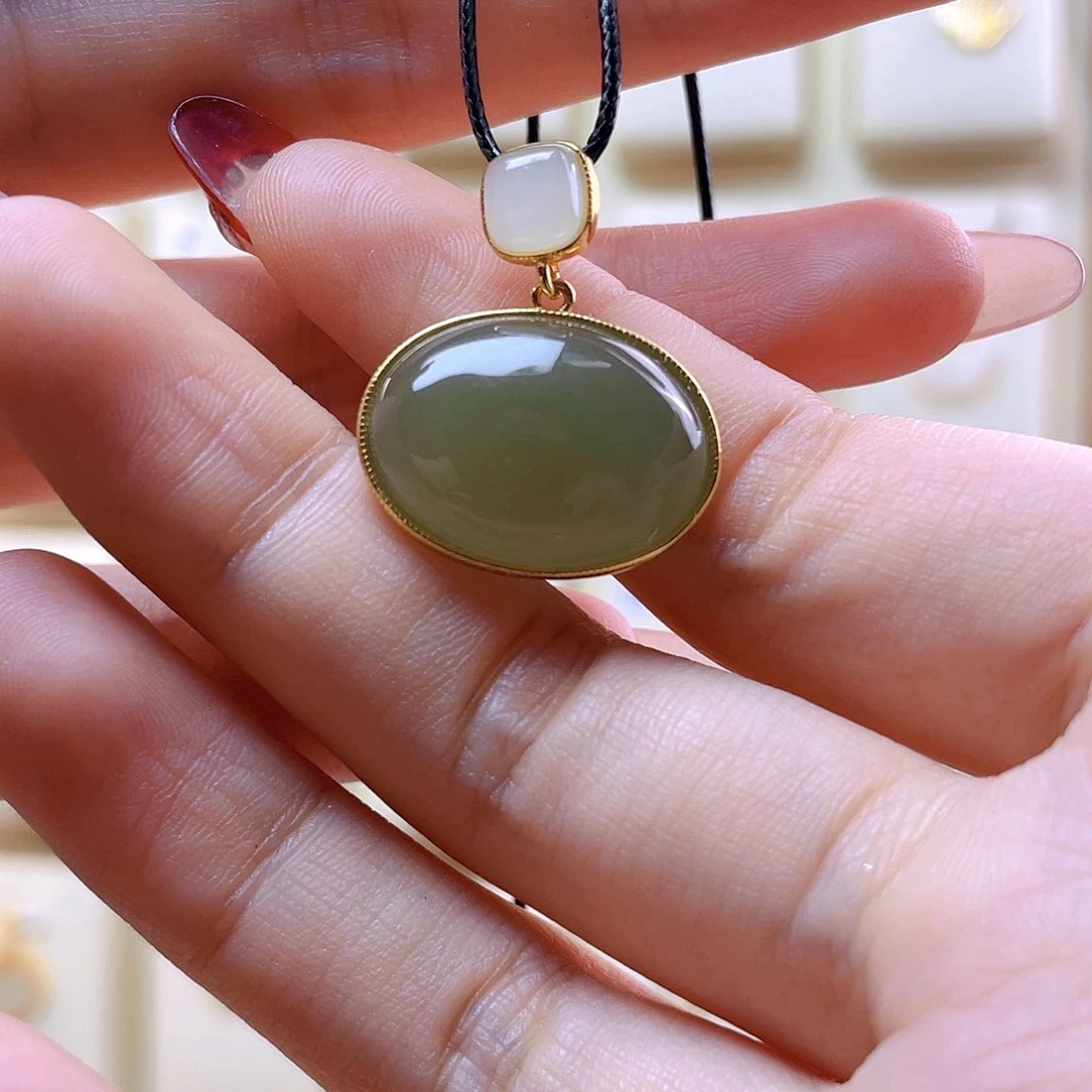 和田玉吊坠(赠链)银S925镀金镶嵌落**华