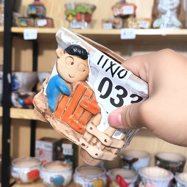 多肉花盆满15包邮