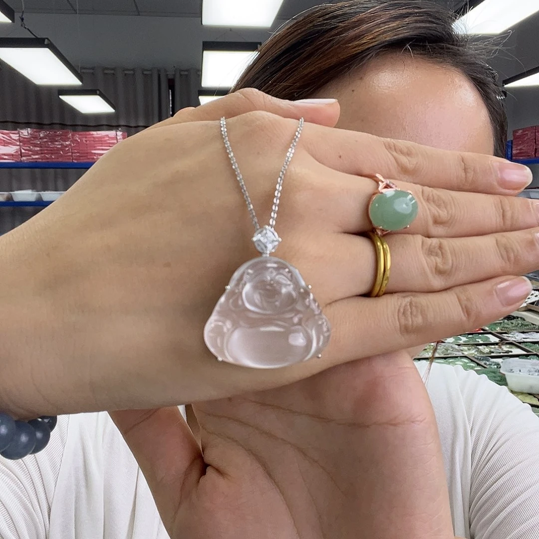 颈饰未镶嵌石英质玉（金丝玉）佛公大号