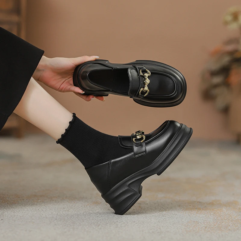 【妮嘉】小个子内增高厚底金属扣乐福鞋女2025一脚蹬英伦风小皮鞋女