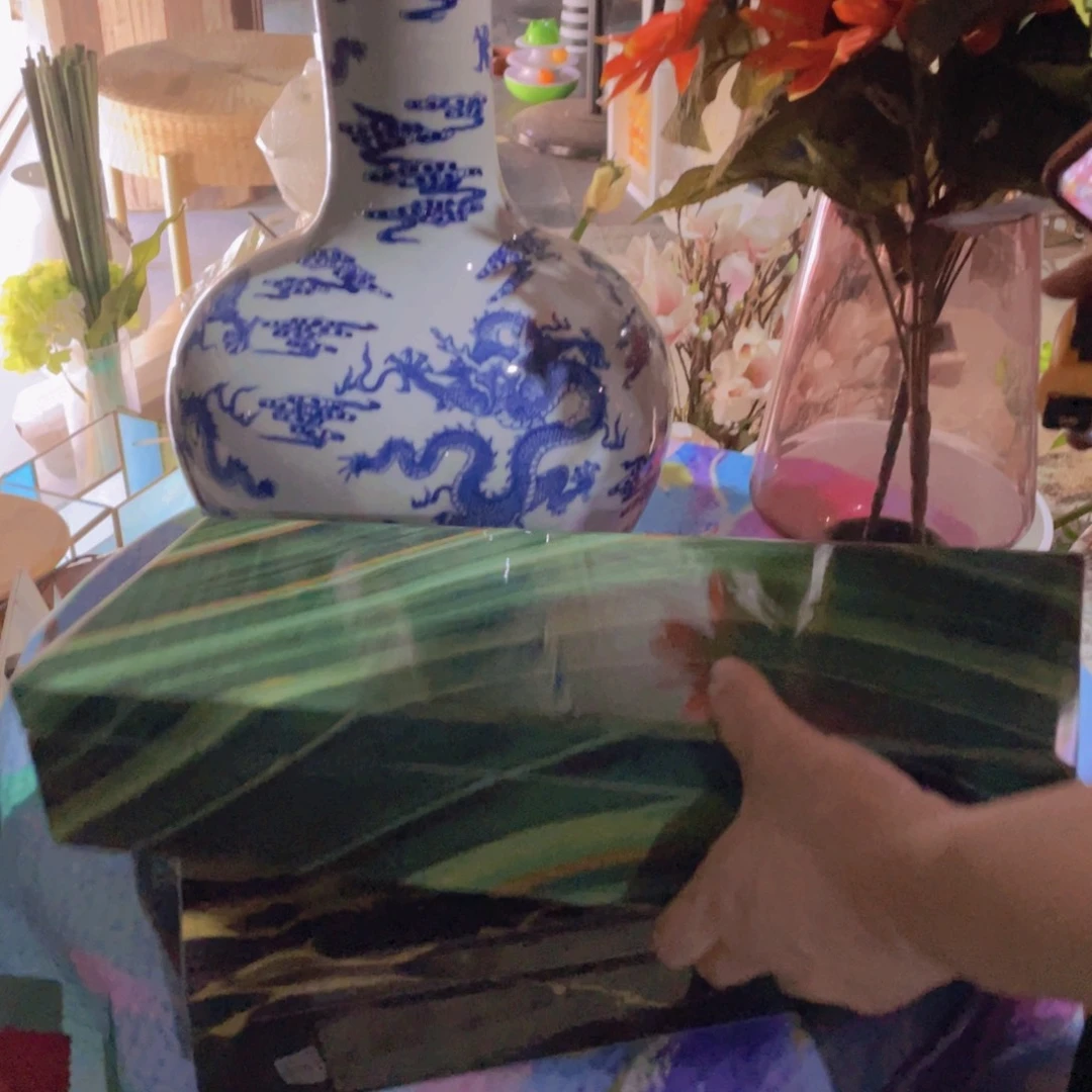 陶瓷花瓶，部分微瑕