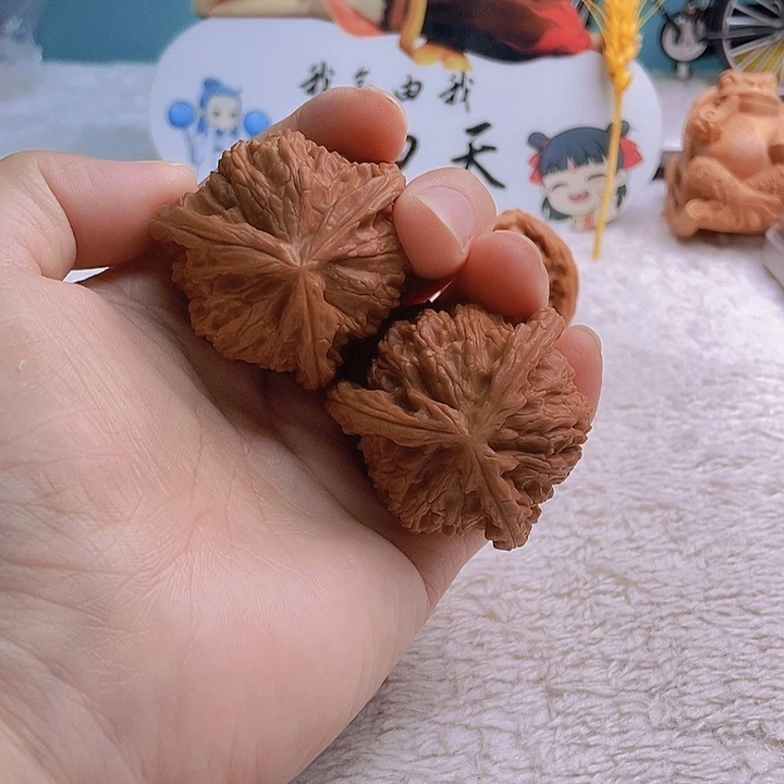 把件文玩核桃癫****?三棱