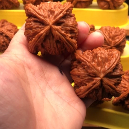 滑***部文玩核桃吊坠核桃