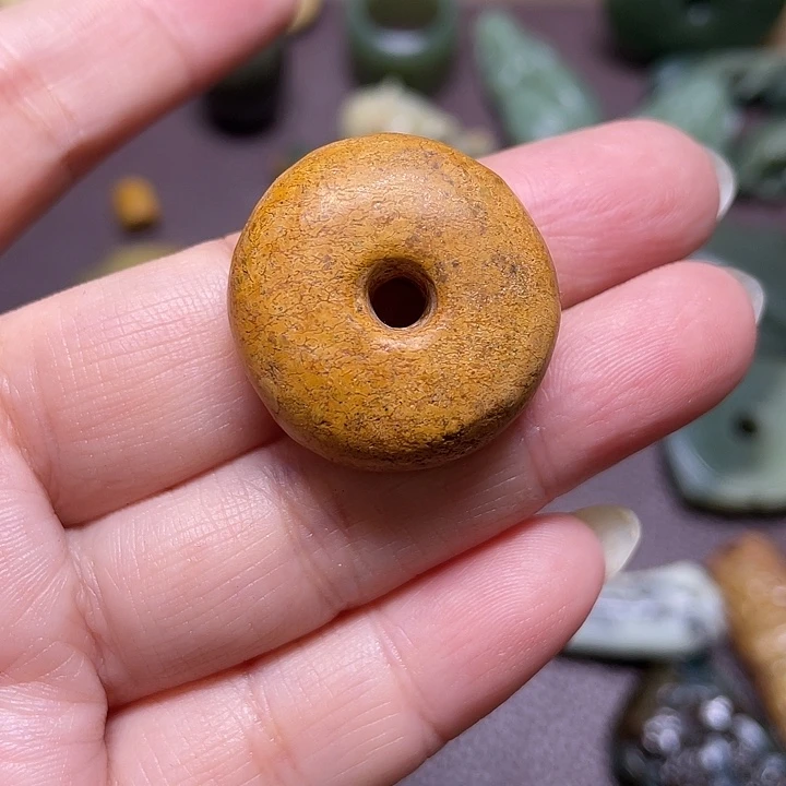 手链未镶嵌和田玉（糖玉）