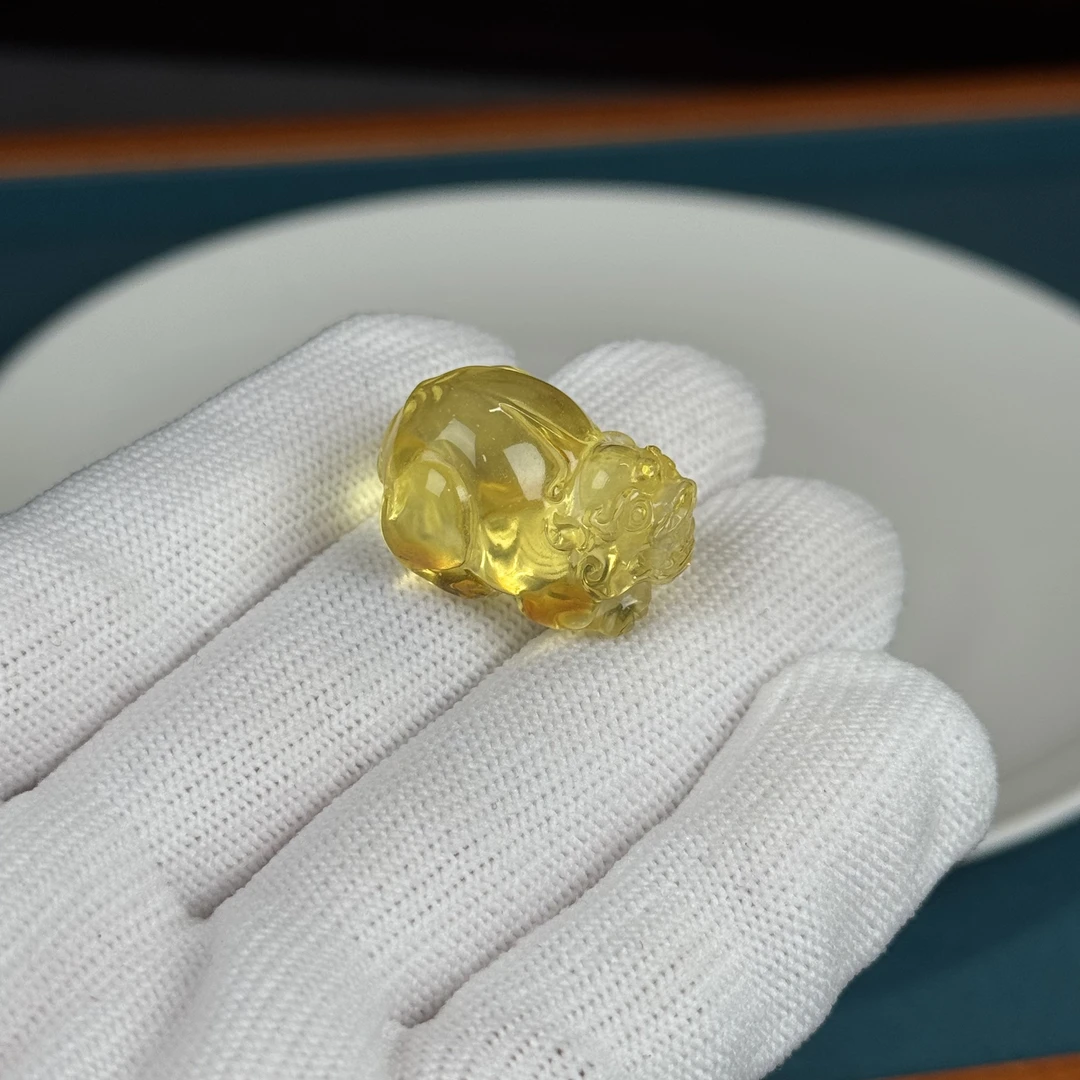 Y4296天然蜜蜡 雕刻貔貅 18*24.7*14.8mm支持鉴定 假一罚四