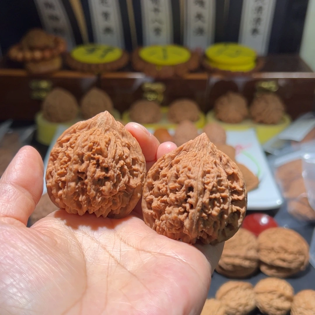 盒***盒把件文玩核桃石头星