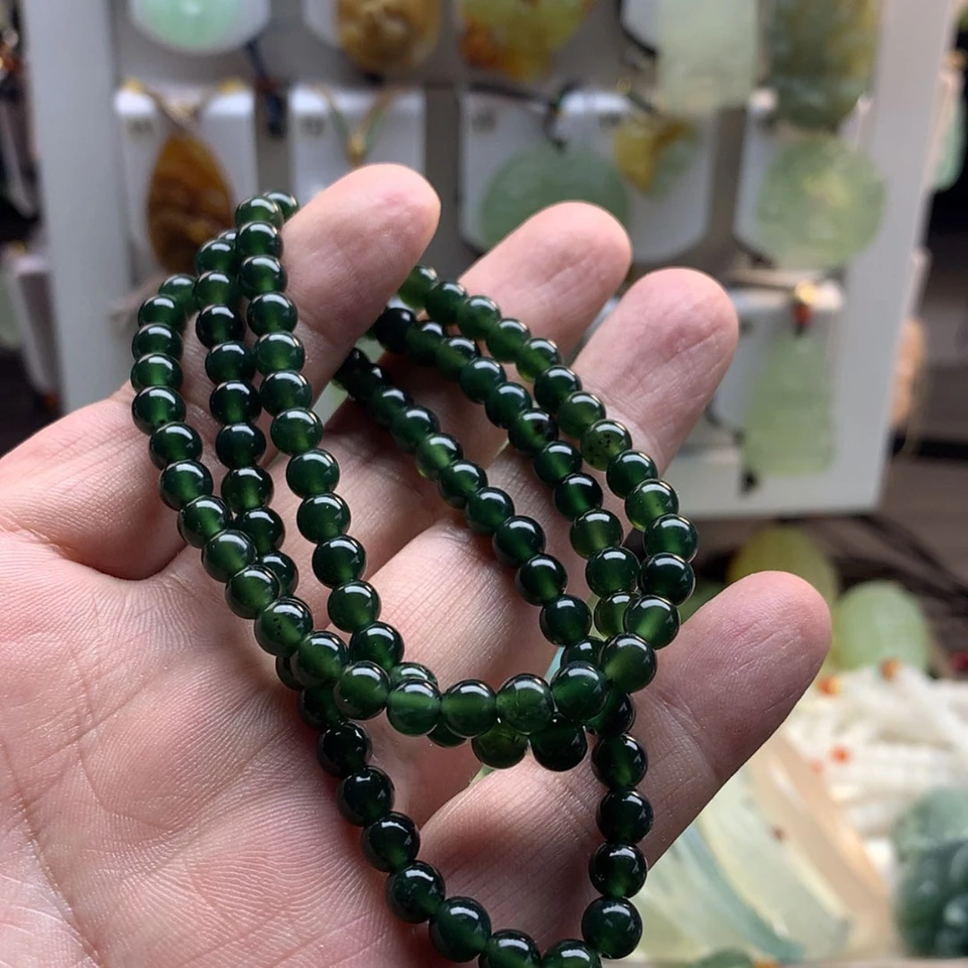 【闪购商品】蛇纹石玉未镶嵌颈饰