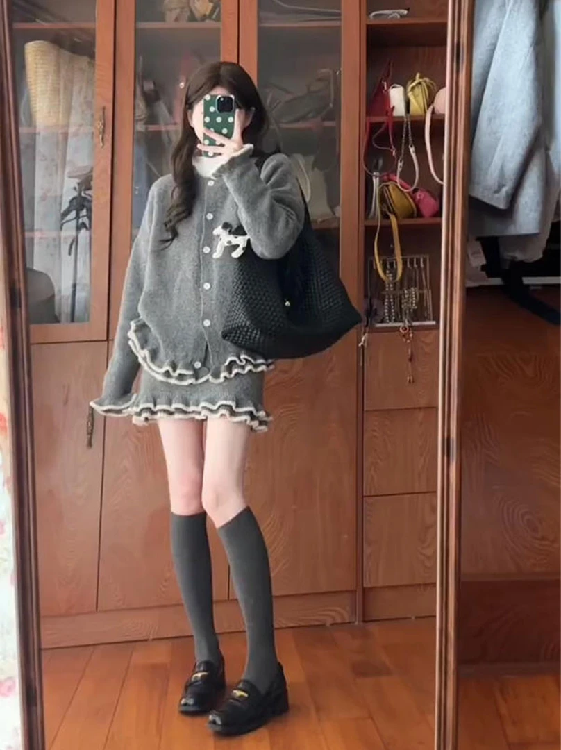 韩系千金风穿搭套装女秋冬季气质荷叶边针织上衣高腰短裙两件套