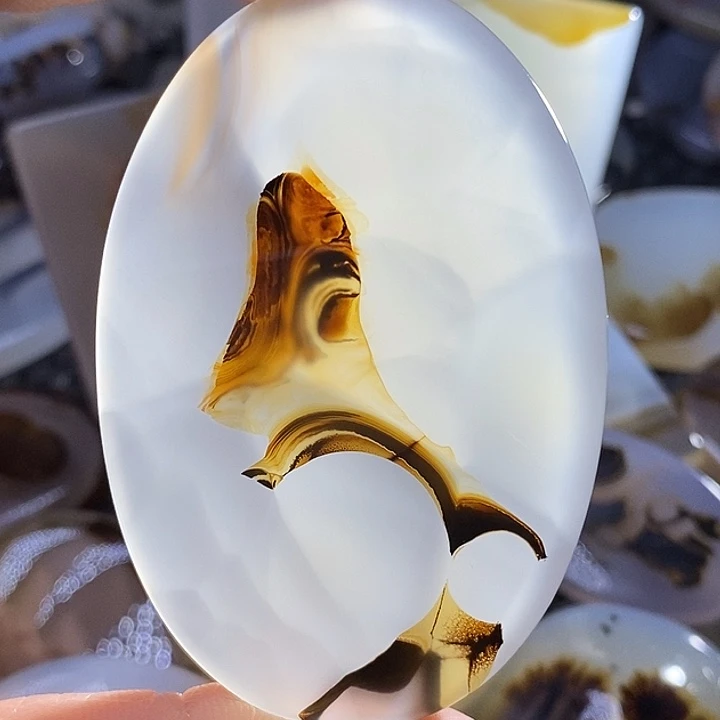 未镶嵌颈饰玛瑙/玉髓