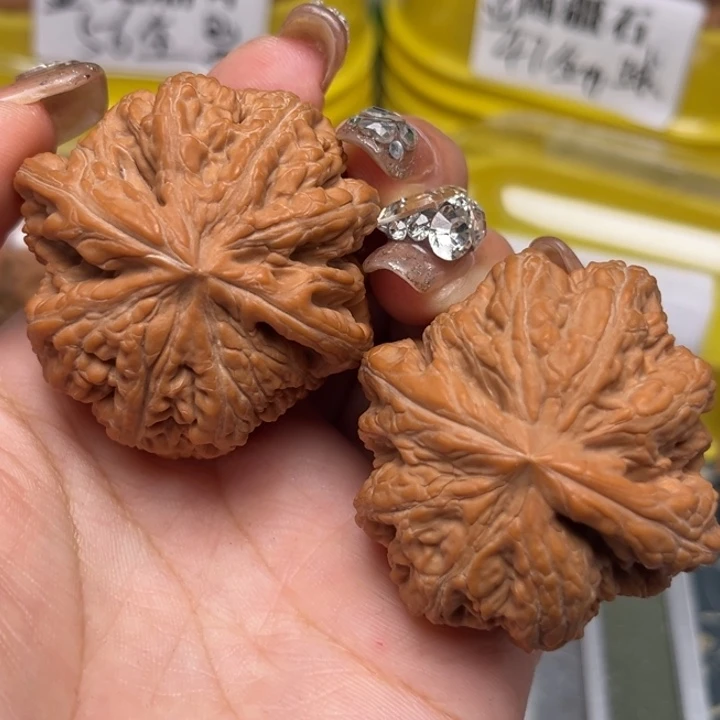 江****吊坠桃核44-30218-02