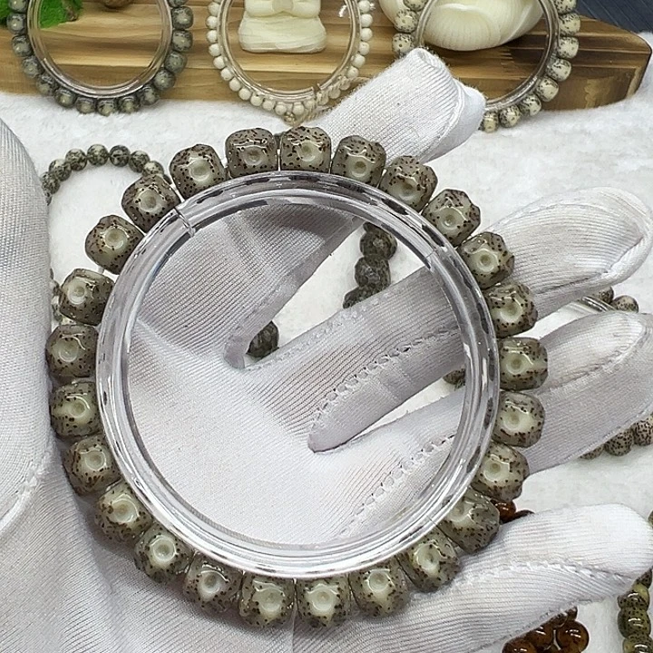 星月菩提手串海南原生态星月菩提无相9×8