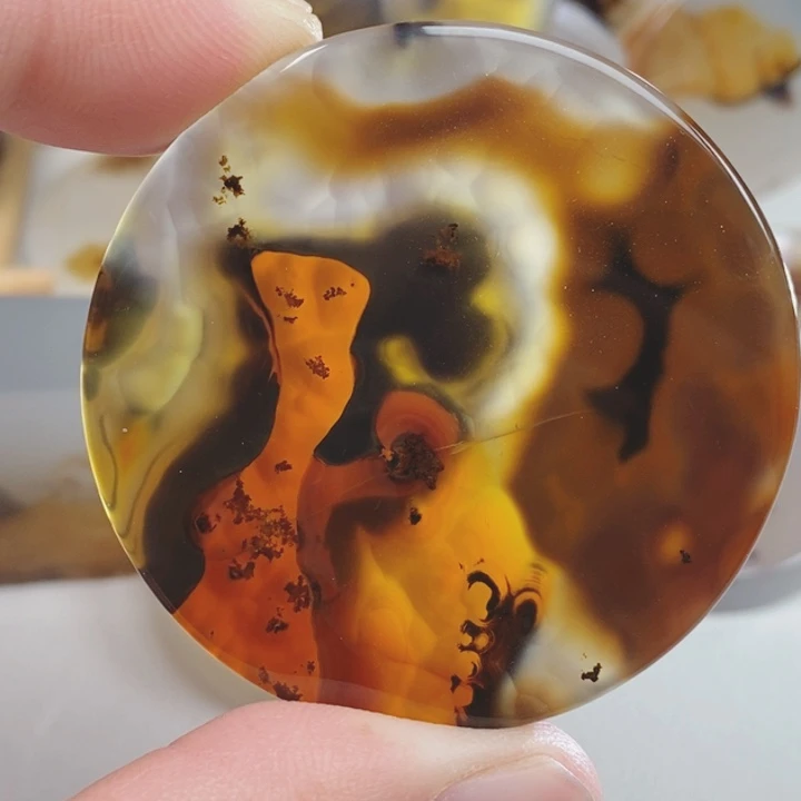 未镶嵌奇石玛瑙/玉髓羲*堂