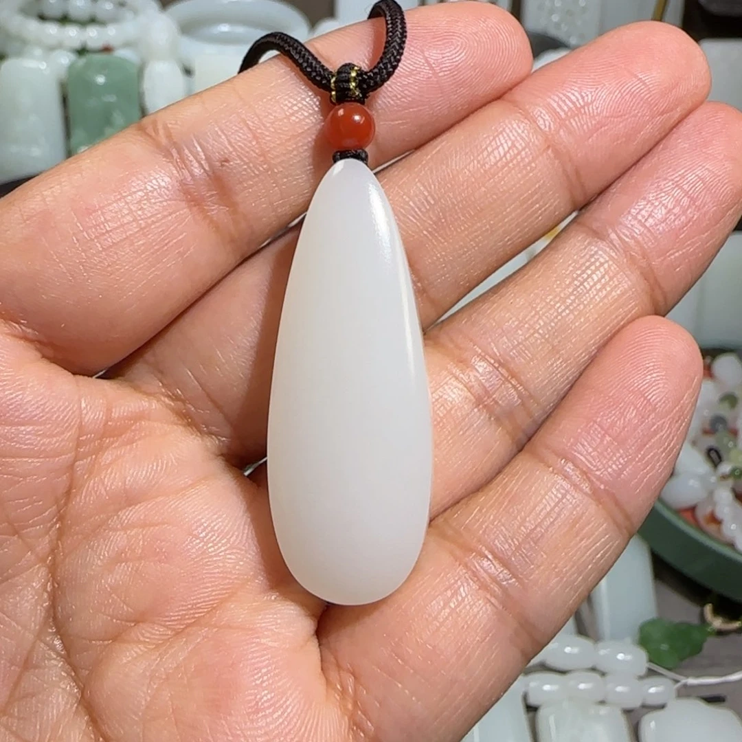 和田玉未镶嵌颈饰康*