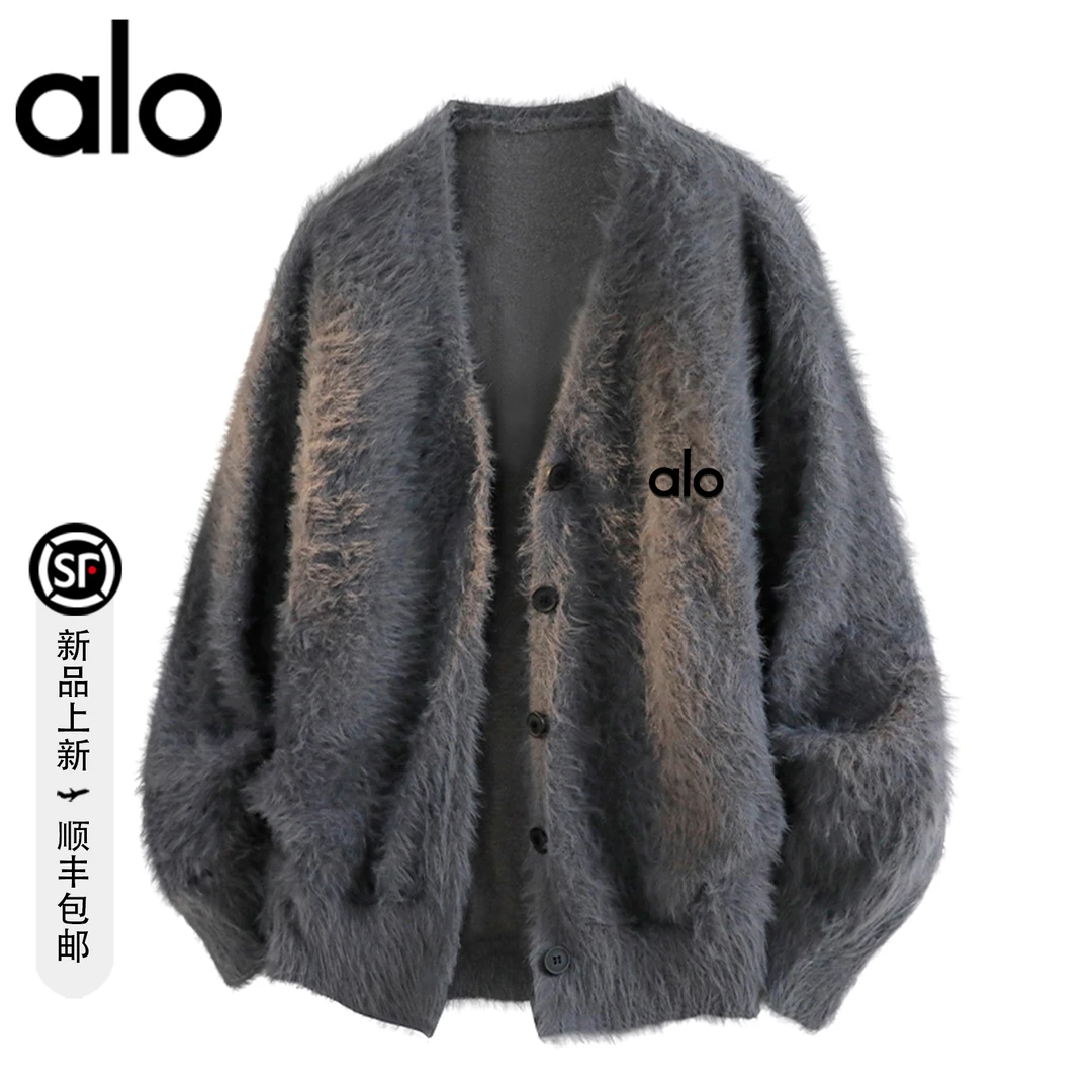 【官方奥特莱斯】品牌折扣 秋季时尚百搭保暖开衫毛绒刺绣情侣毛衣