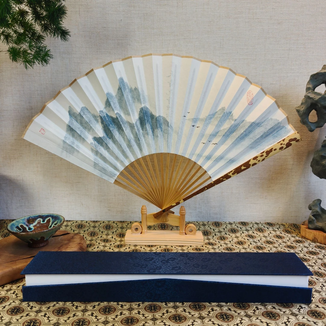 罗淞/姜洪明《天青色等烟雨》【一扇清风】9.5寸手绘扇子梅妃-带礼盒