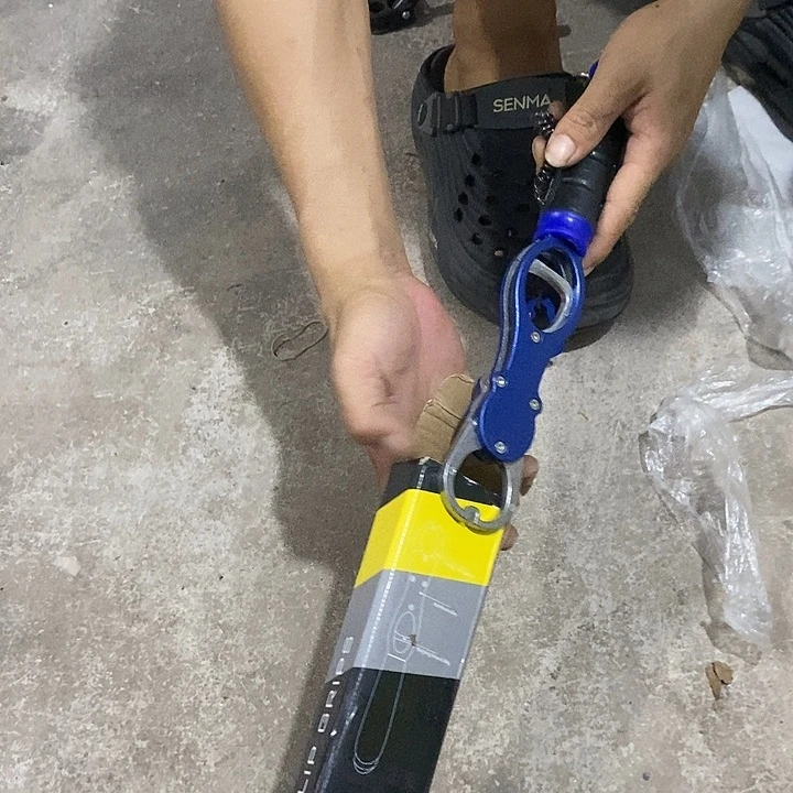 代称控鱼器随机发一个