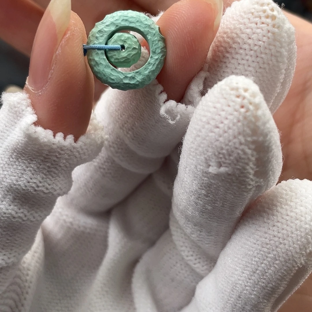 绿松石未镶嵌挂件