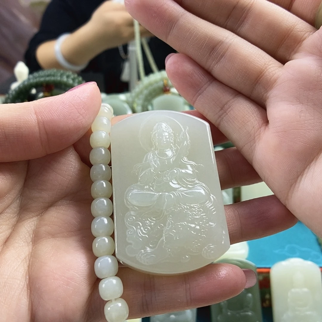 @***心和田玉未镶嵌颈饰