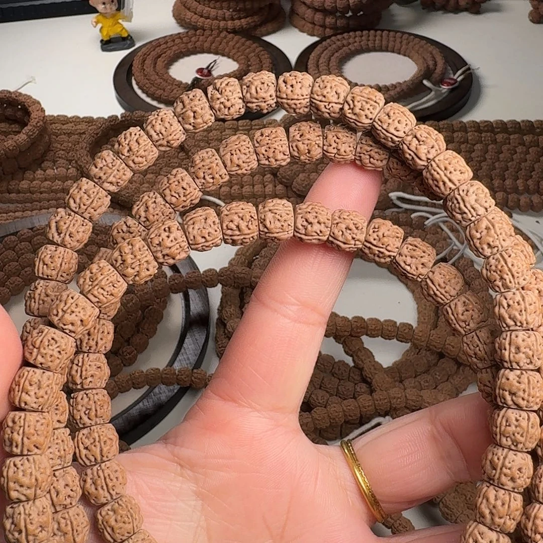 t***y菩提籽类108魔丸藏切