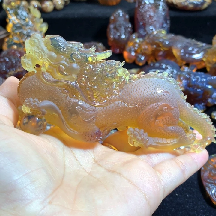 琥珀颈饰未镶嵌精工摆件龙