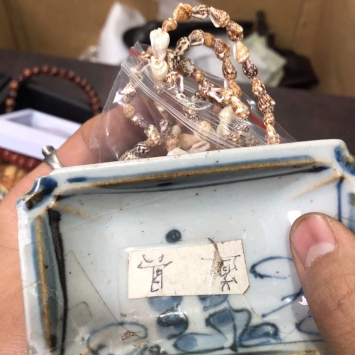陶瓷孤品单件车里拍