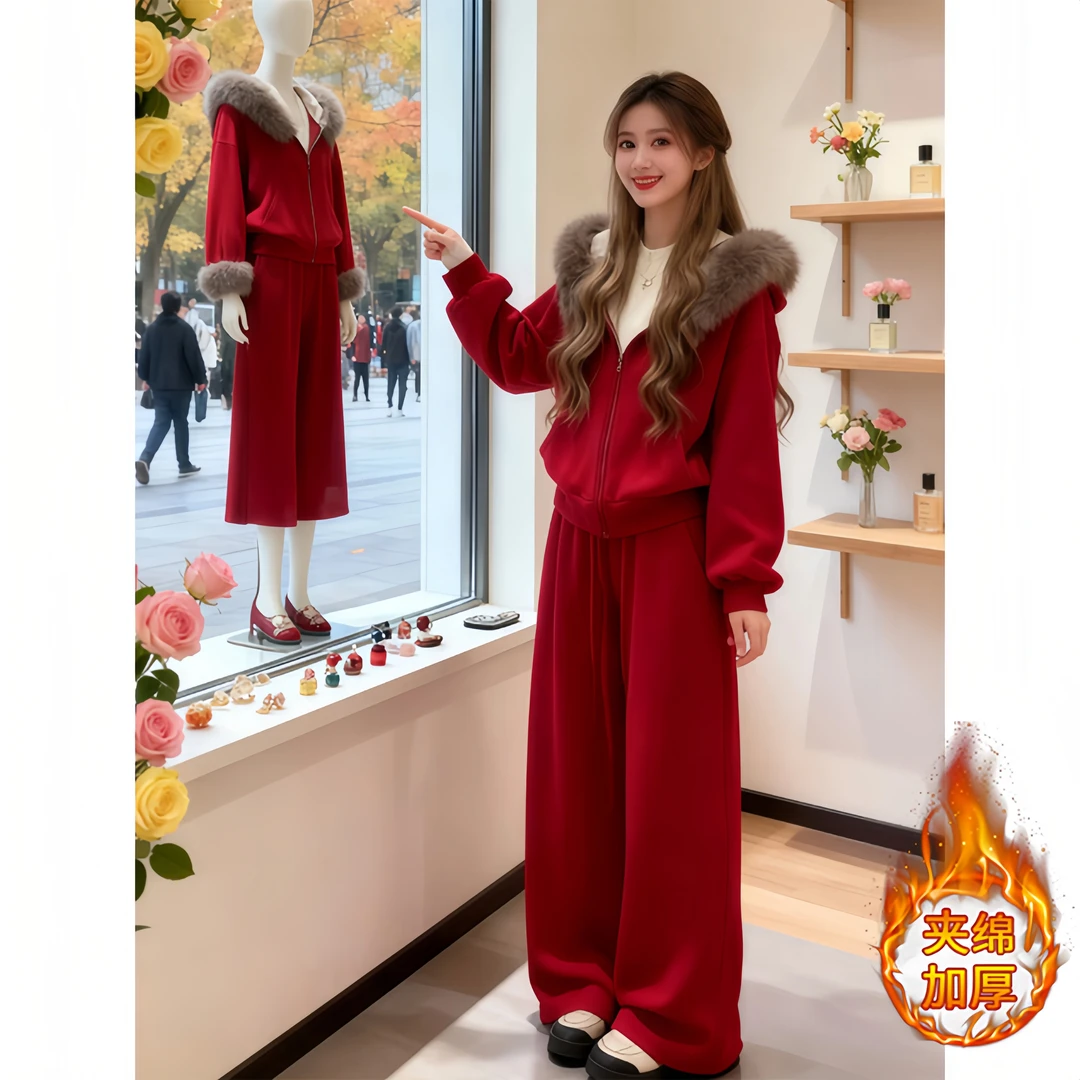 巨好看的红色时尚套装女秋冬欧货加绒加厚毛领时尚上衣两件套冬装