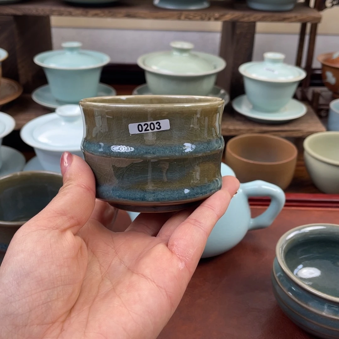 橘**虎微瑕0203………………微瑕也