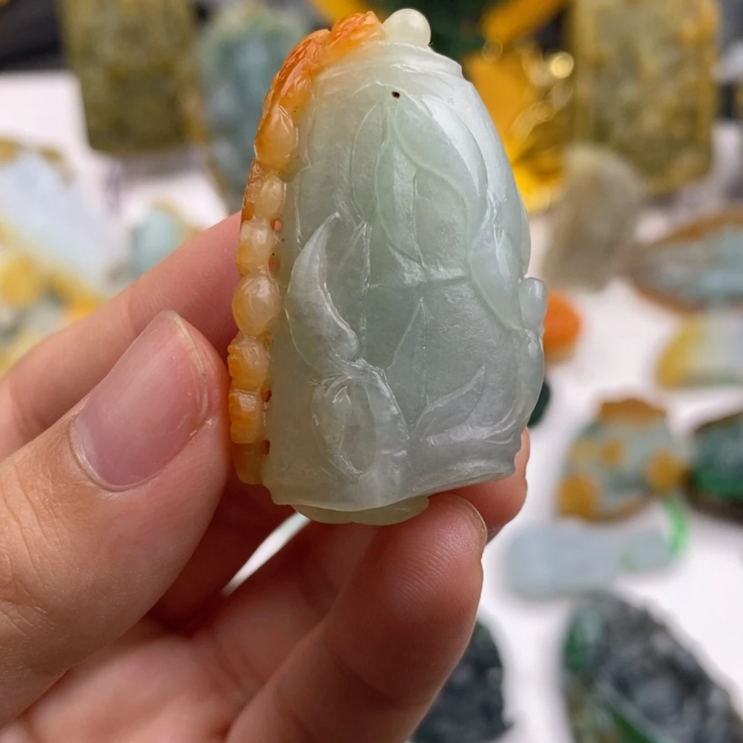 定制翡翠未镶嵌翡翠