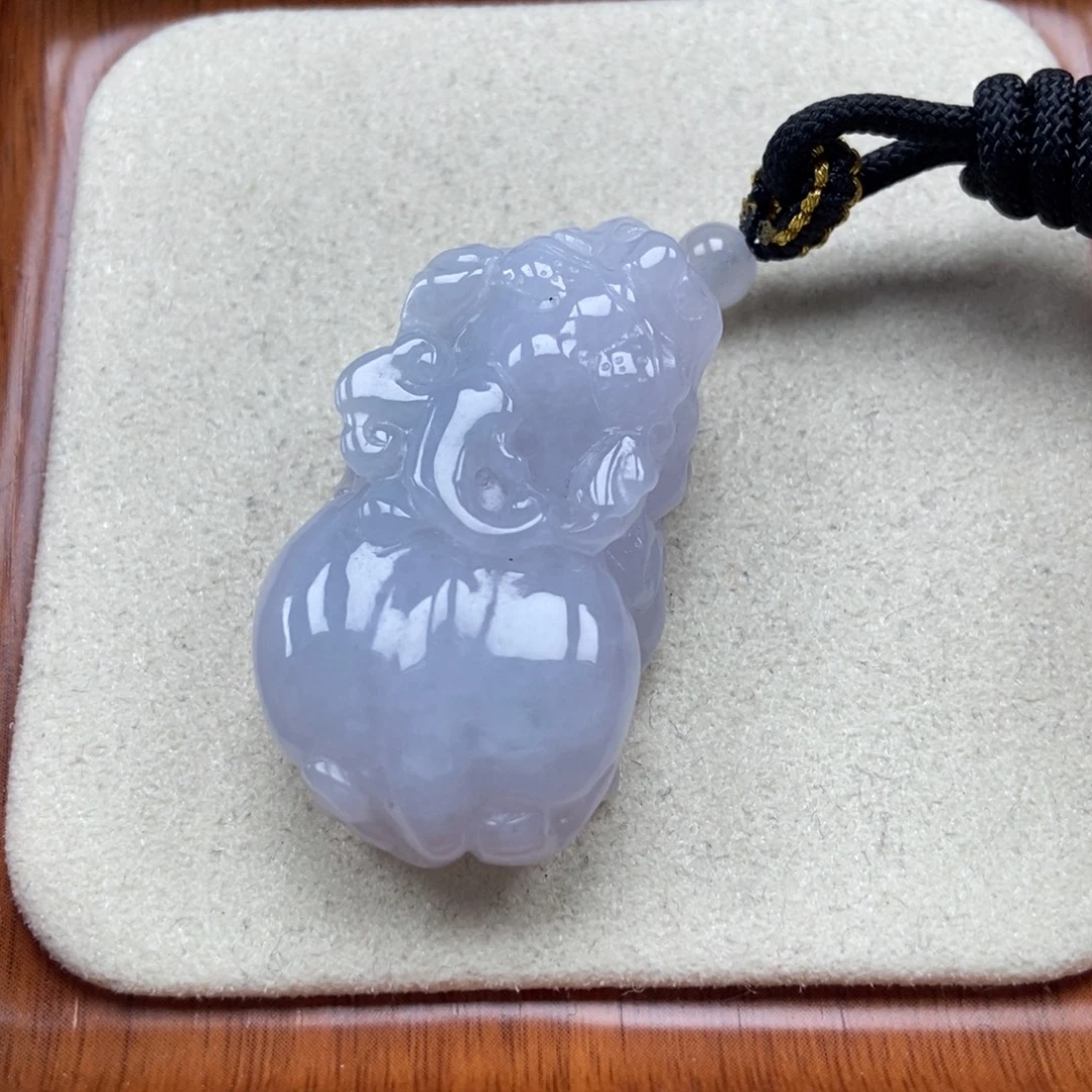 翡翠未镶嵌颈饰如意貔貅吊坠