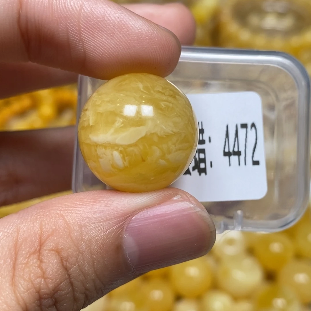 蜜蜡未镶嵌珠宝奇石4472