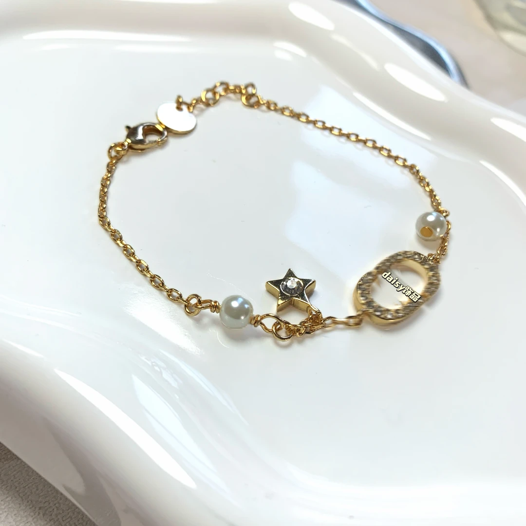 合金锆石手链 猪鼻子金色字母手链