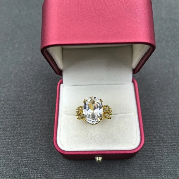 【经典永恒  光芒四射】戒指 GDJ10332