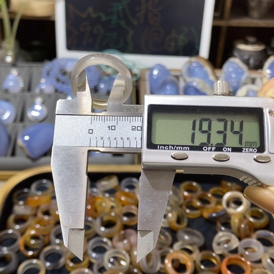 未镶嵌玛瑙/玉髓珠宝奇石