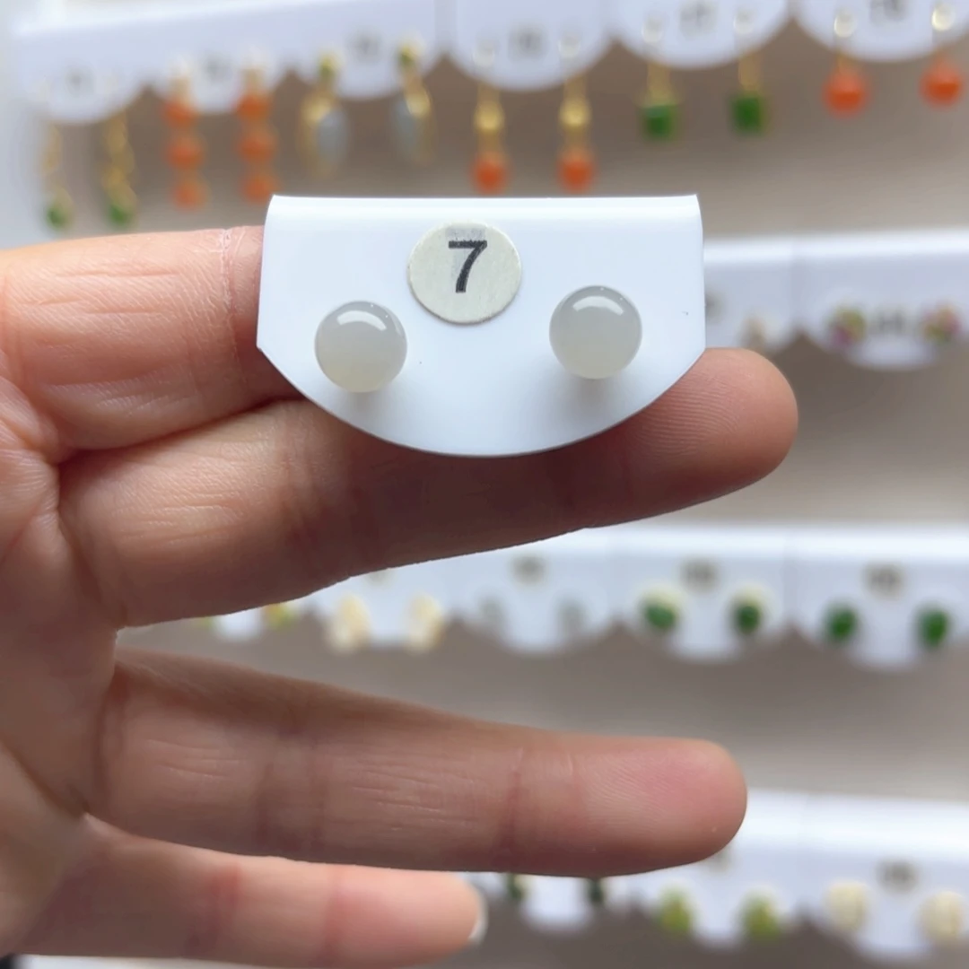 和田玉耳饰18K金镶嵌