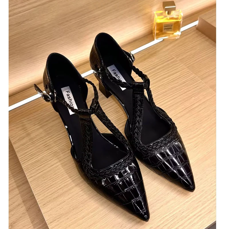 2025年春季新款百搭法式中跟单鞋女秋季单鞋251080