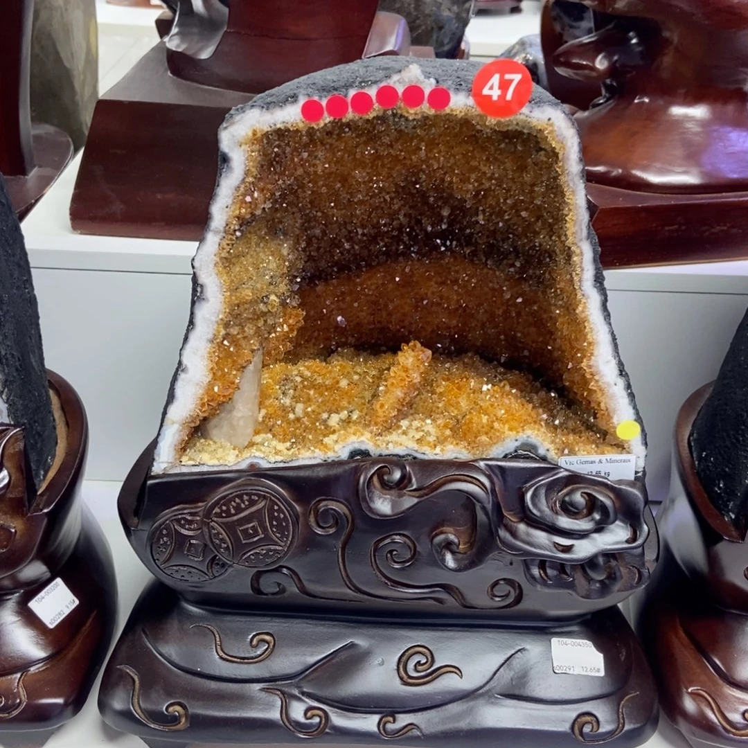 未镶嵌水晶大型摆件（非配饰）