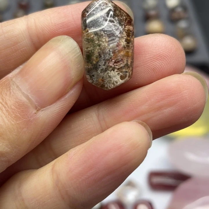 纯天然幽灵碧玺（处理）
