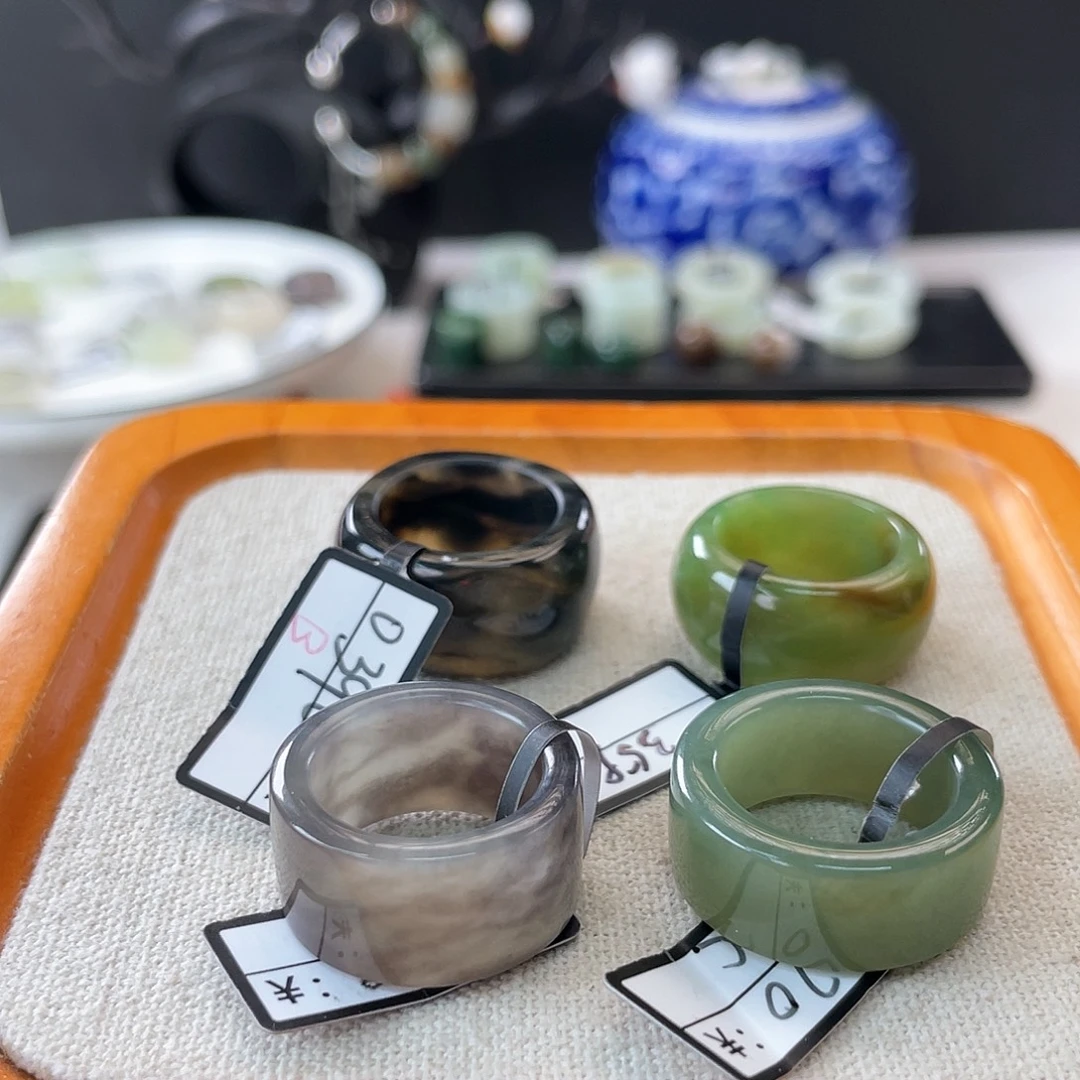 未镶嵌戒指和田玉c71 三花方圆 黑氧洞墩墩  水墨紫直切 湖水绿直