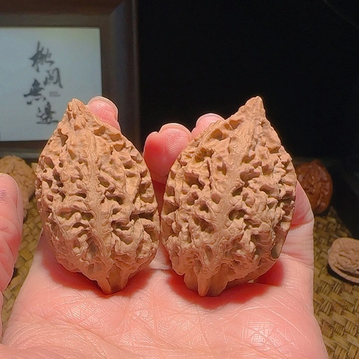 文玩核桃吊坠米子38