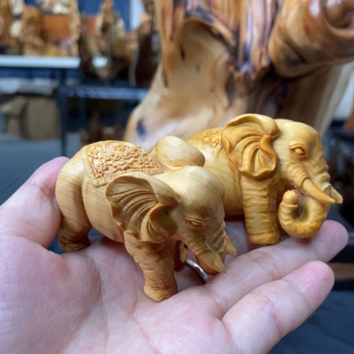 柏木（崖柏）大象一对