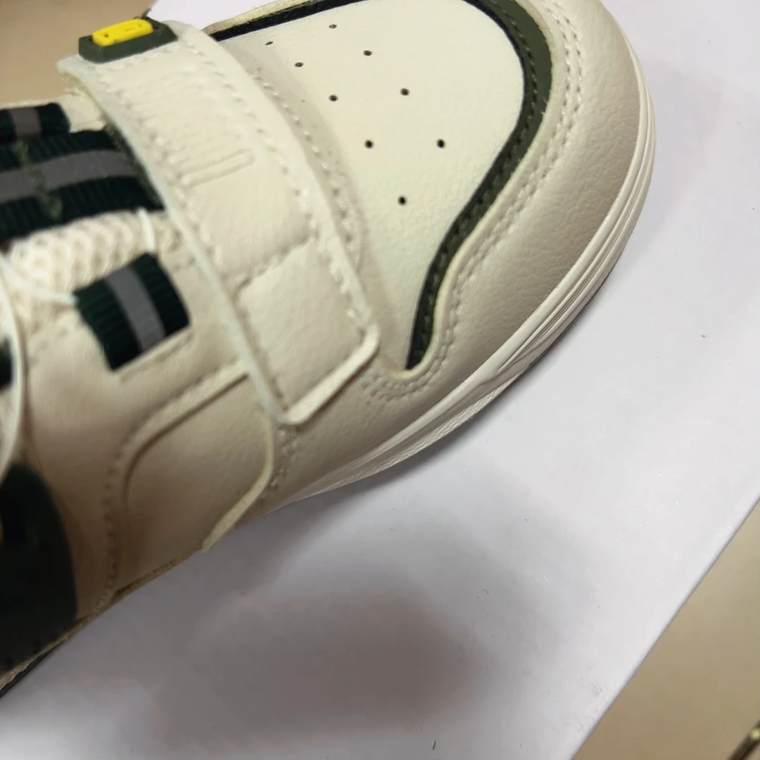 大庆仓 绿色   四季儿童休闲鞋  货号HP3305（二楼M10）