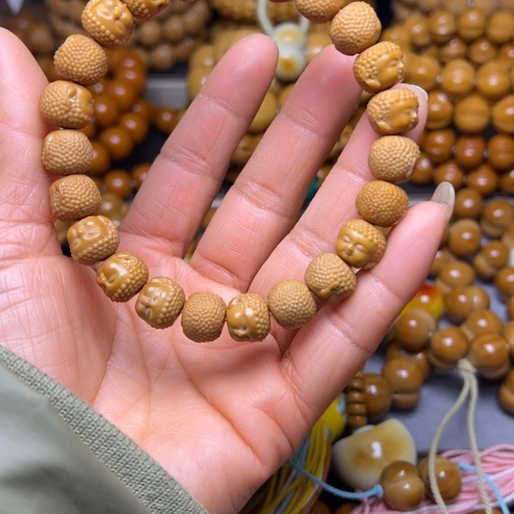 吊坠橄榄核聚宝盆