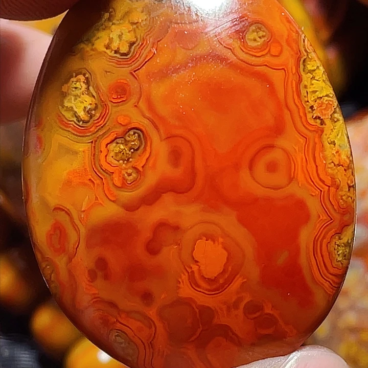 玛瑙/玉髓玛瑙未镶嵌三**圣