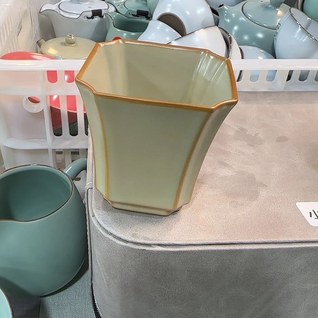 瓷片小微瑕，大放漏！