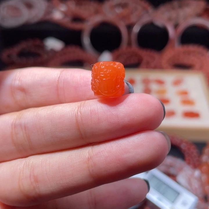 南红玛瑙未镶嵌配饰手串猫猫桶珠1570