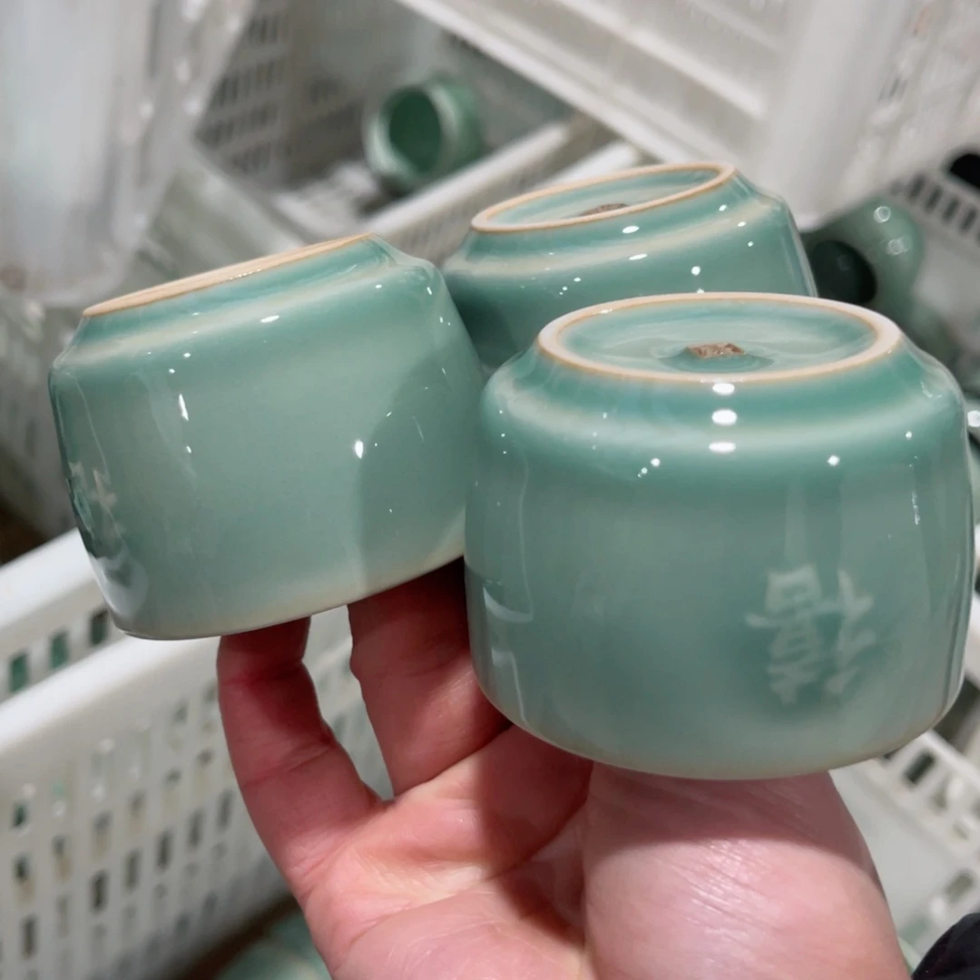 瓷片哈哈哈哈哈哈哈哈呵呵呵