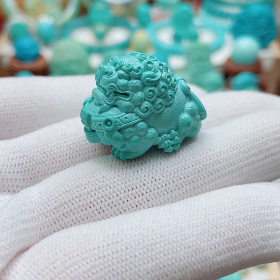 绿松石未镶嵌狮子